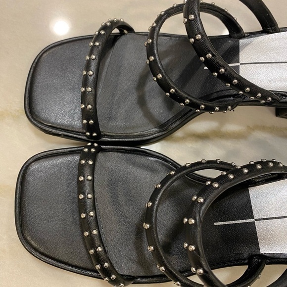Dolce Vita Sandals Size 8.5 Studded Faux Leather - Picture 6 of 15